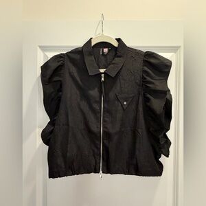 Black cropped fun vest top